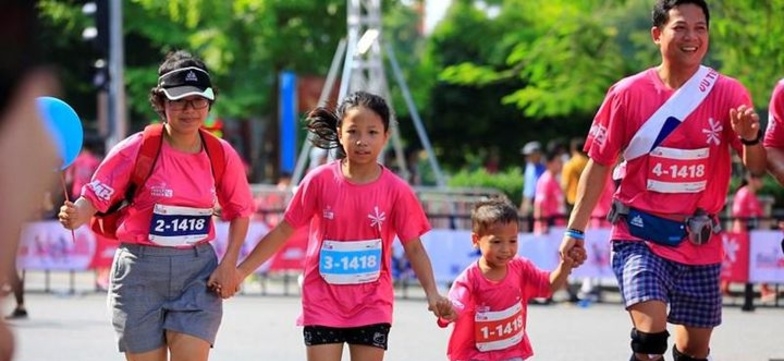 Giải chạy dành cho gia đình tại Hồ Gươm